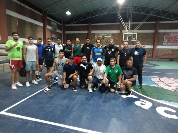 Torneo Relámpago de Voleibol Primera Fuerza...