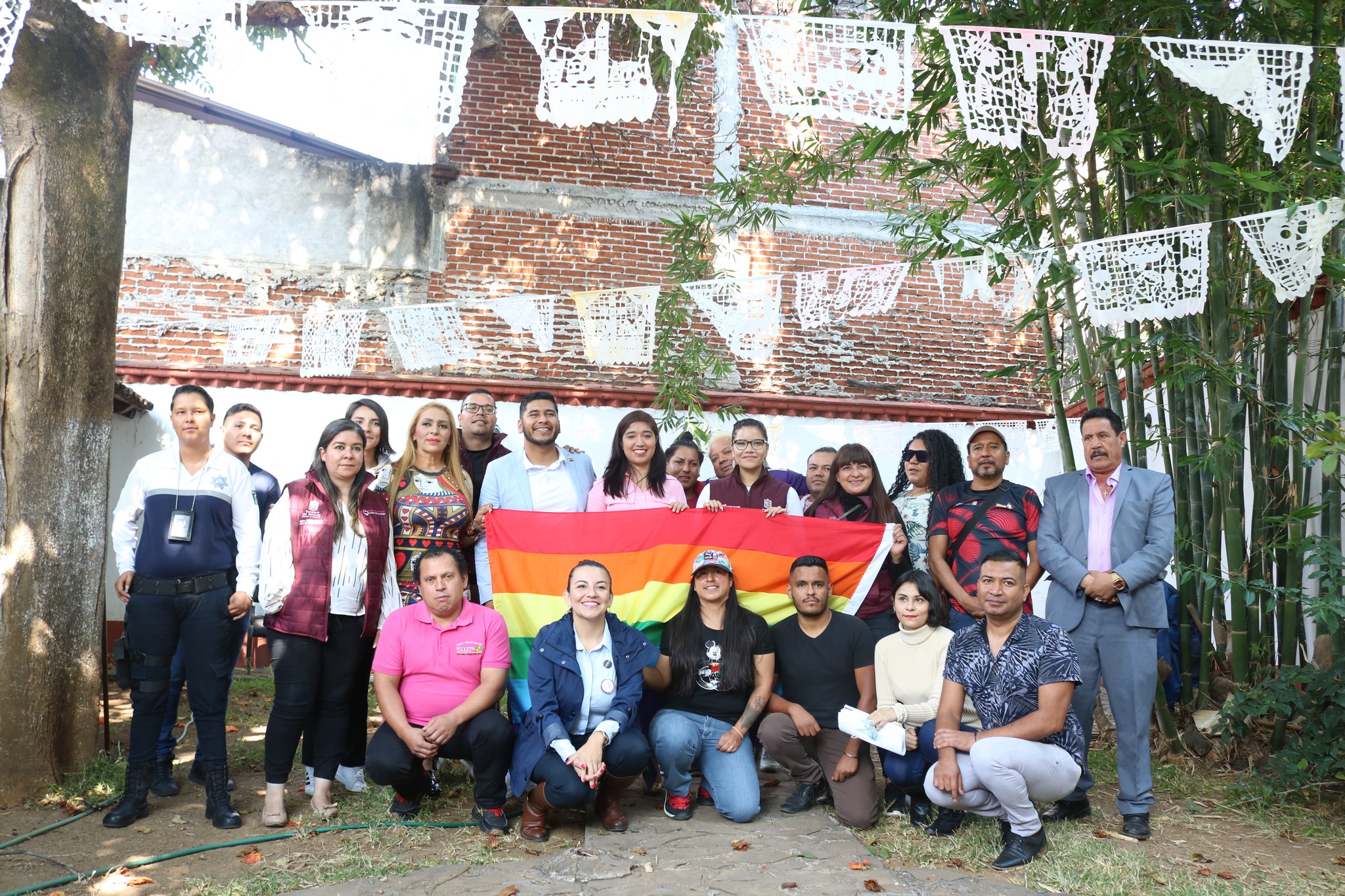 Apoyos económicos a personas de la Comunidad LGBTTQ+ y activistas